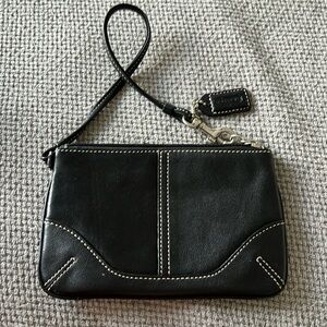 Coach vintage Wristlet